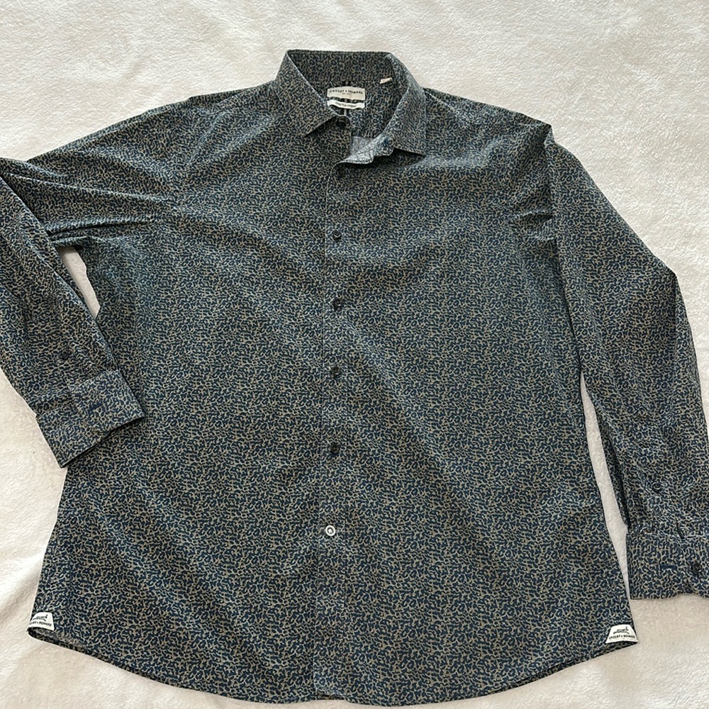 👔Crosby & Howard Button Up